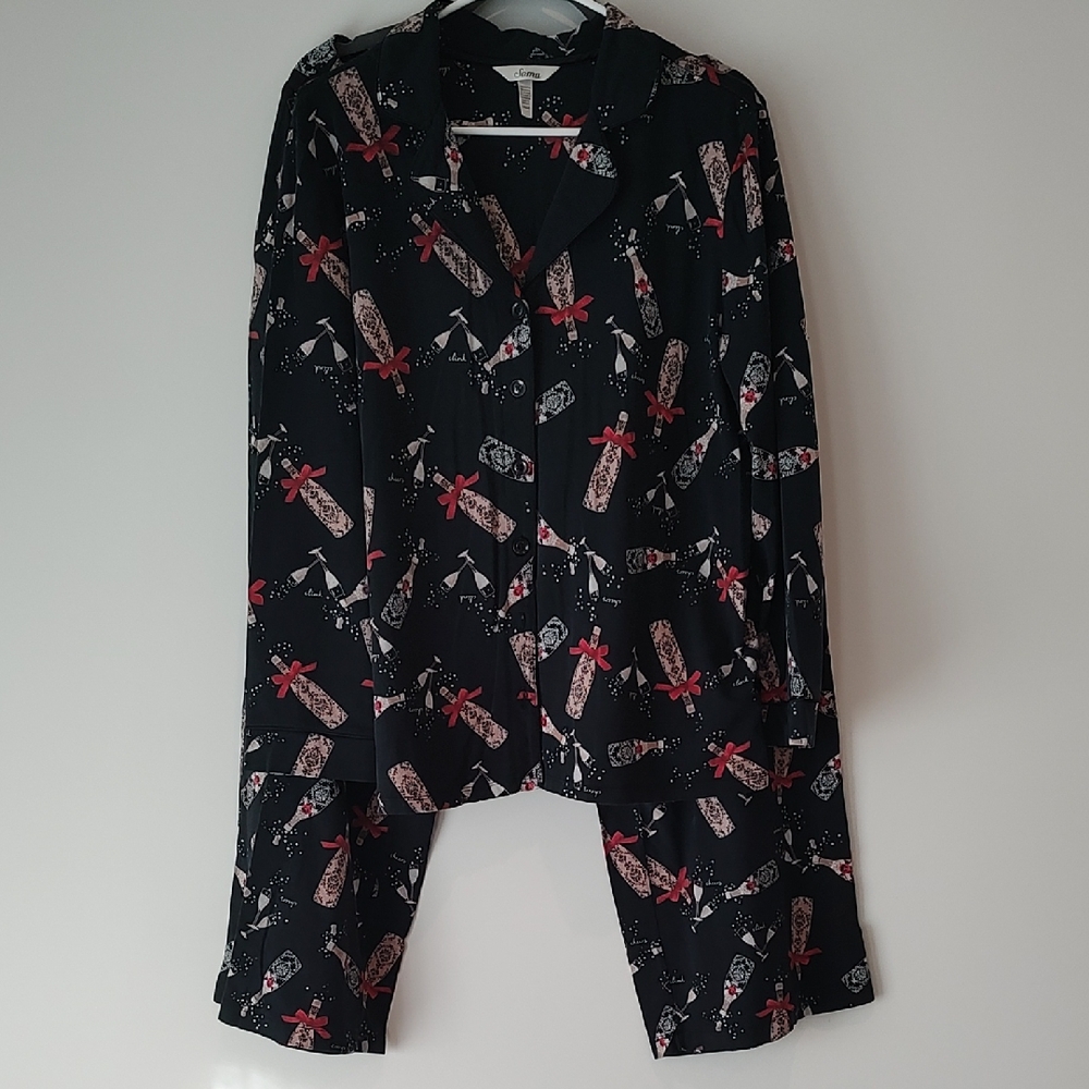 Soma 2 Piece Black With Champagne Bottle Pattern Pajama/ Lounge Wear Set Cozy